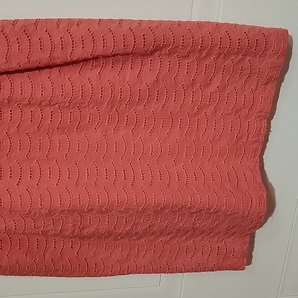 Old Navy Eyelet Fully Lined Dress US 2 - Picture 4 of 13